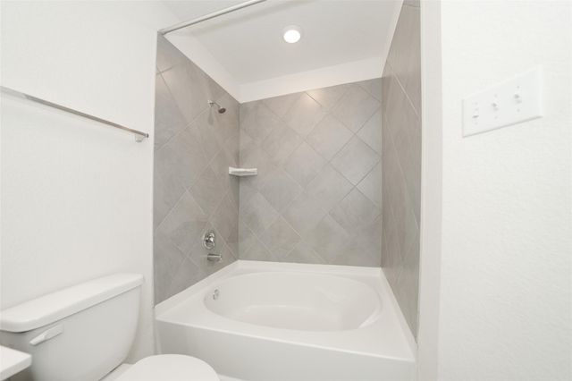 6035 Diamond Sky Ln Lane, Houston, TX 77048