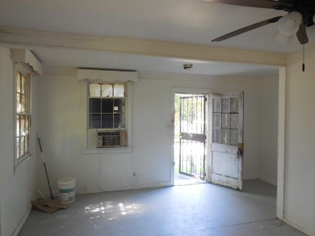 361 E 69th Street, Shreveport, LA 71106