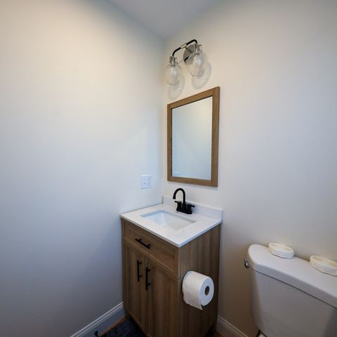 173 Westford St, Lowell, MA 01851