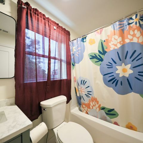 173 Westford St, Lowell, MA 01851
