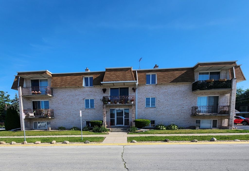 18224 Wentworth Avenue 2, Lansing, IL 60438