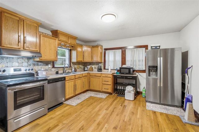 2916 N 52nd Street, Kansas City, KS 66104