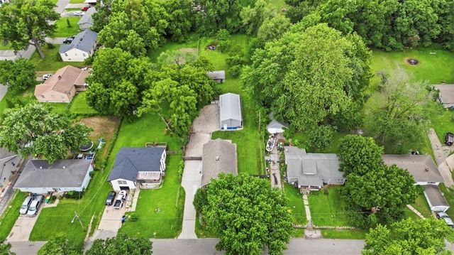 2916 N 52nd Street, Kansas City, KS 66104