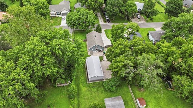 2916 N 52nd Street, Kansas City, KS 66104