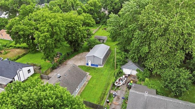 2916 N 52nd Street, Kansas City, KS 66104