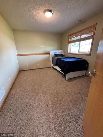 15392 Krypton Street NW, Anoka, MN 55303