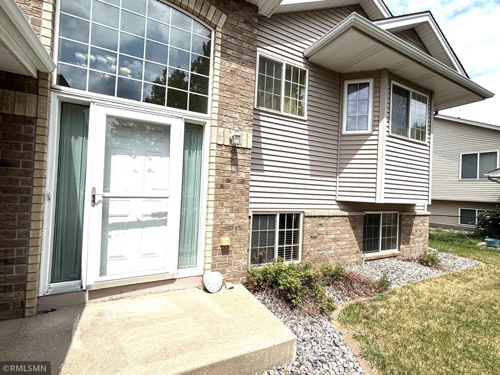 15392 Krypton Street NW, Anoka, MN 55303 — photo 2
