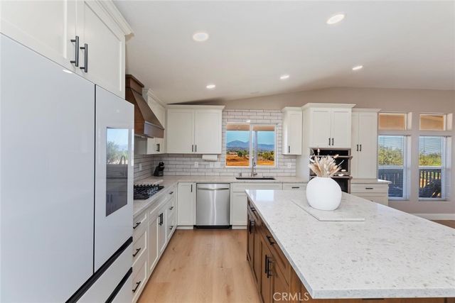 19310 Ann Way, Lake Mathews, CA 92570