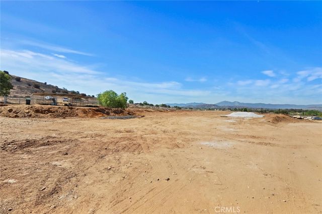 19310 Ann Way, Lake Mathews, CA 92570