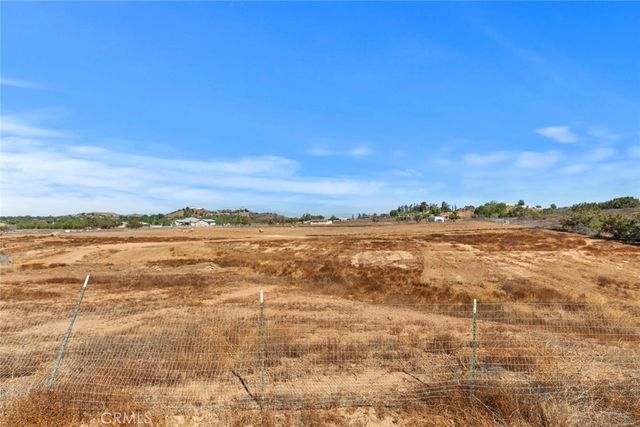 19310 Ann Way, Lake Mathews, CA 92570