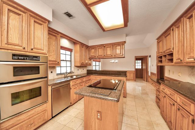 2223 Leisure Lane, Richmond, TX 77406