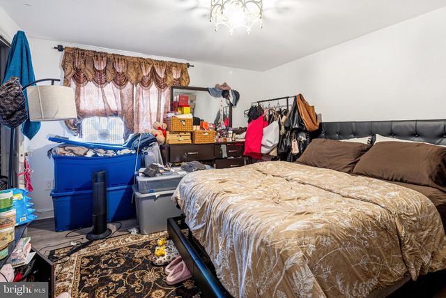 141 W 21ST ST, Chester, PA 19013