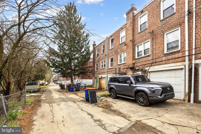 141 W 21ST ST, Chester, PA 19013