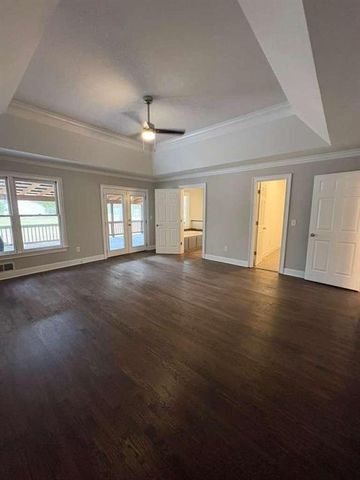 2518 W Mcintosh Road, Griffin, GA 30223