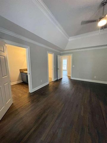 2518 W Mcintosh Road, Griffin, GA 30223