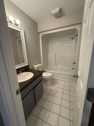 2518 W Mcintosh Road, Griffin, GA 30223