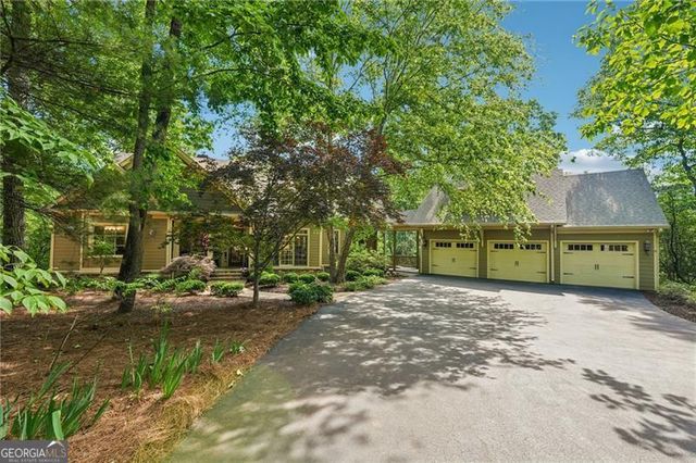 189 Red Trillium Ridge, Big Canoe, GA 30143