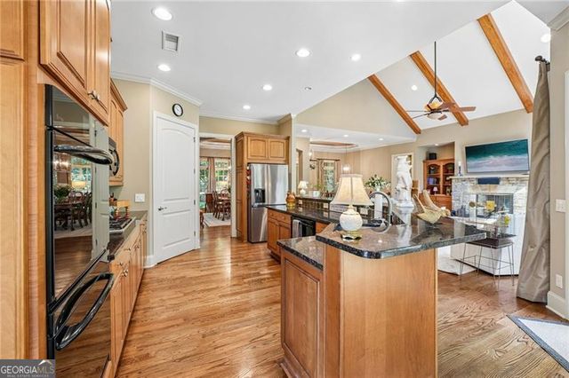 189 Red Trillium Ridge, Big Canoe, GA 30143