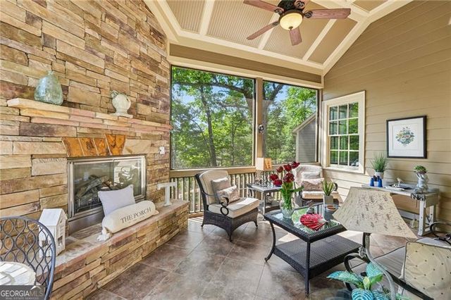 189 Red Trillium Ridge, Big Canoe, GA 30143