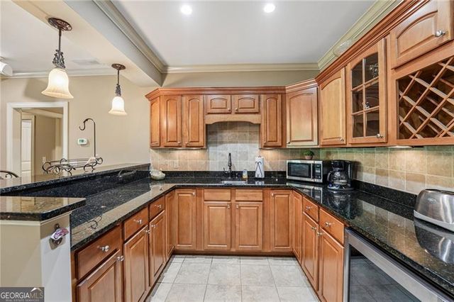 189 Red Trillium Ridge, Big Canoe, GA 30143