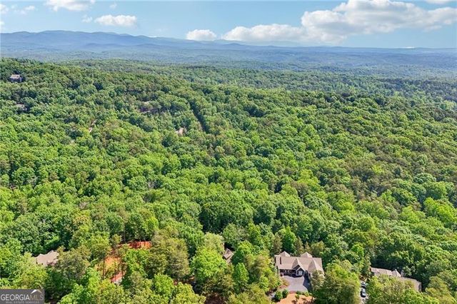 189 Red Trillium Ridge, Big Canoe, GA 30143