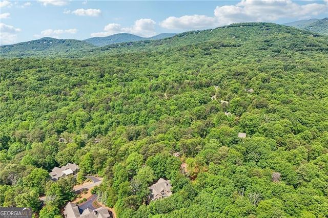 189 Red Trillium Ridge, Big Canoe, GA 30143