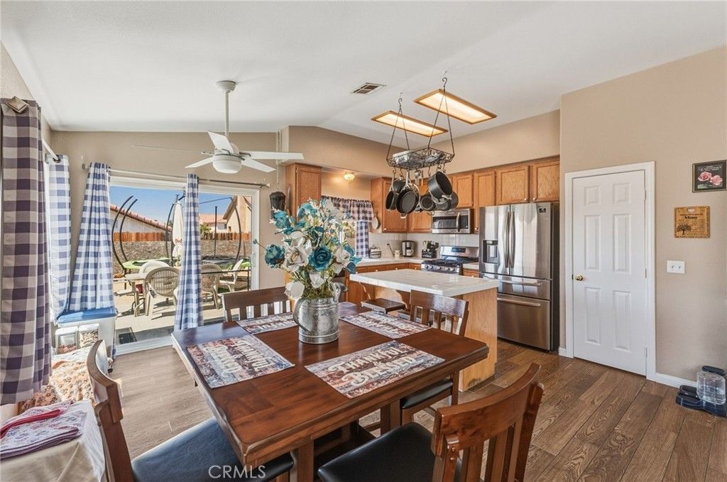 Image 16 of property listing at 17608 Electra, Victorville, CA 92395