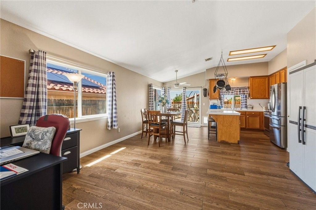 Image 18 of property listing at 17608 Electra, Victorville, CA 92395