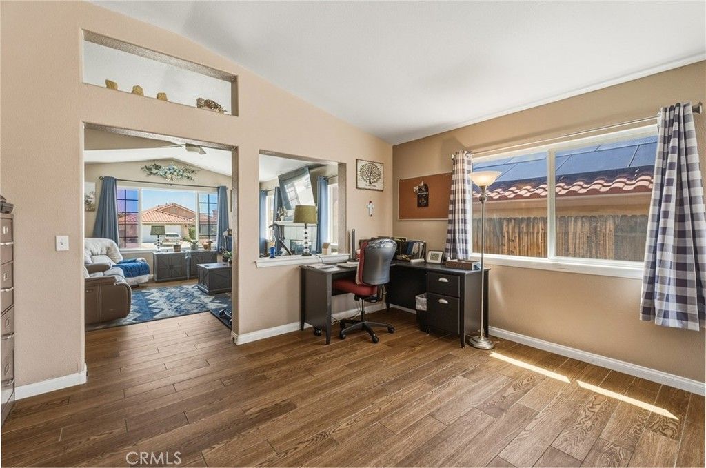 Image 19 of property listing at 17608 Electra, Victorville, CA 92395