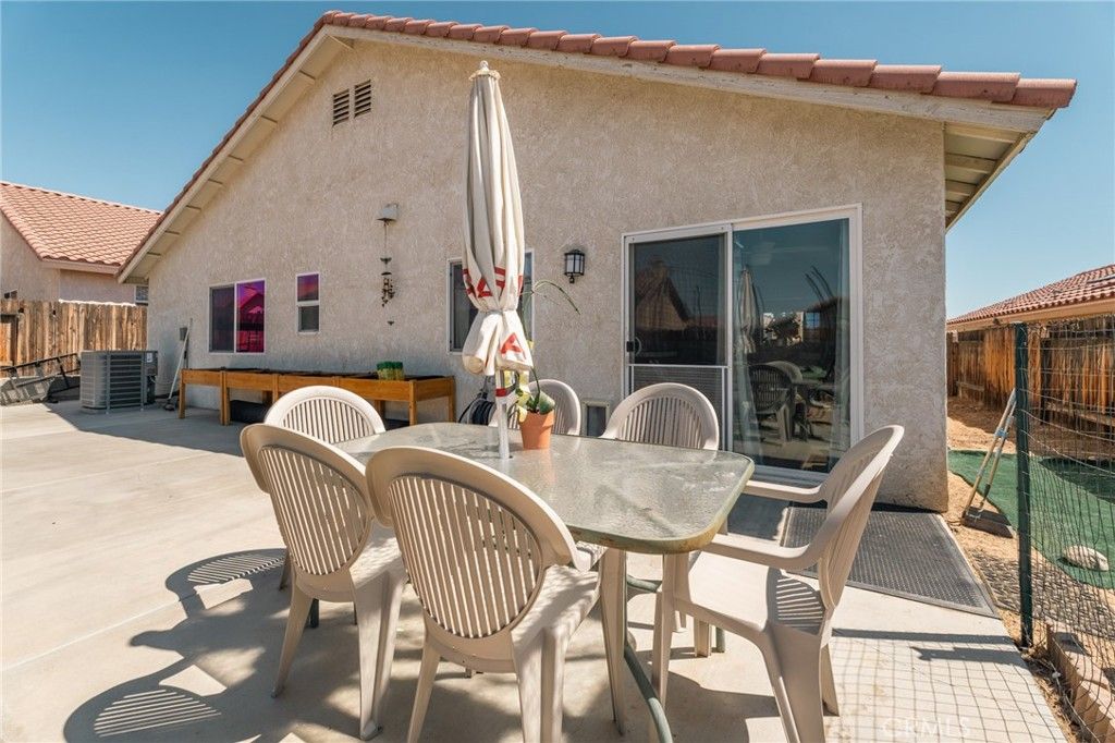 Image 31 of property listing at 17608 Electra, Victorville, CA 92395