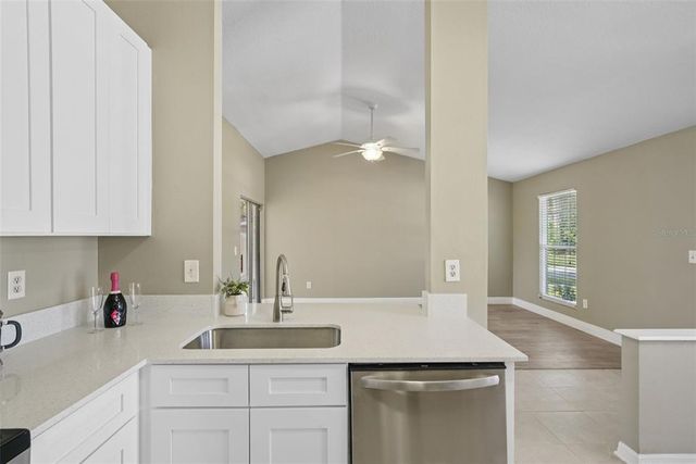 8201 CLERMONT ST, Tampa, FL 33637