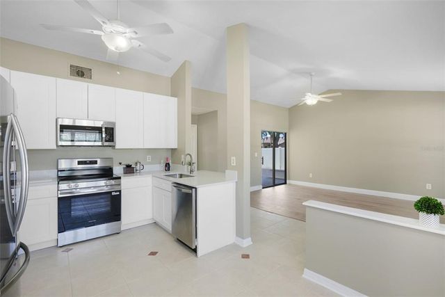 8201 CLERMONT ST, Tampa, FL 33637