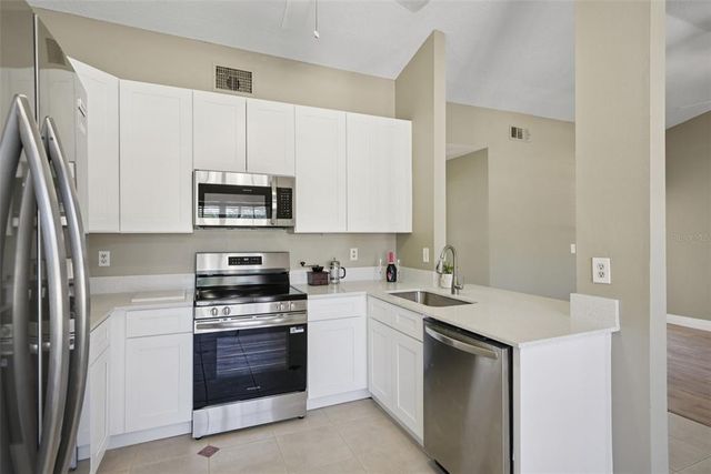 8201 CLERMONT ST, Tampa, FL 33637