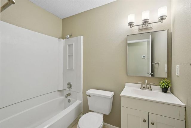 8201 CLERMONT ST, Tampa, FL 33637