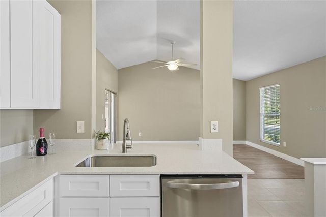 8201 CLERMONT ST, Tampa, FL 33637