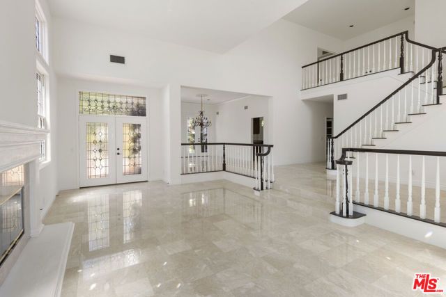 7717 Graystone Drive, Los Angeles, CA 91304