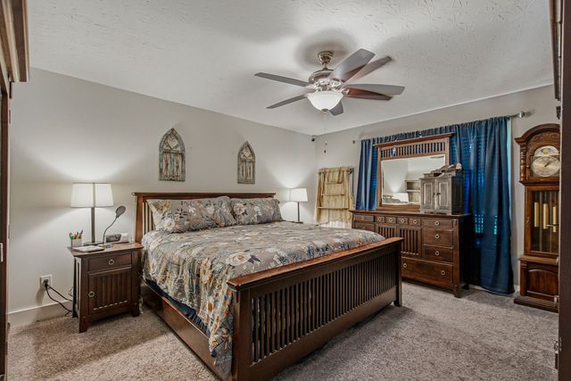 222 Hog Back Ridge Rd, Bethpage, TN 37022
