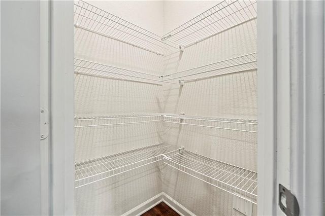 249 Seasons Valley, Pendergrass, GA 30567