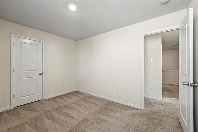 249 Seasons Valley, Pendergrass, GA 30567