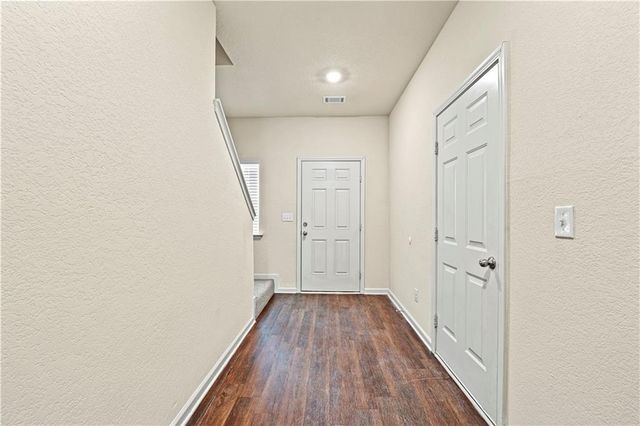 249 Seasons Valley, Pendergrass, GA 30567