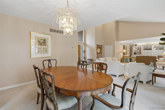 4963 Countryside Drive, West Bloomfield, MI 48323