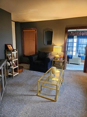 215 W 3Rd Ave, Roselle Boro, NJ 07203
