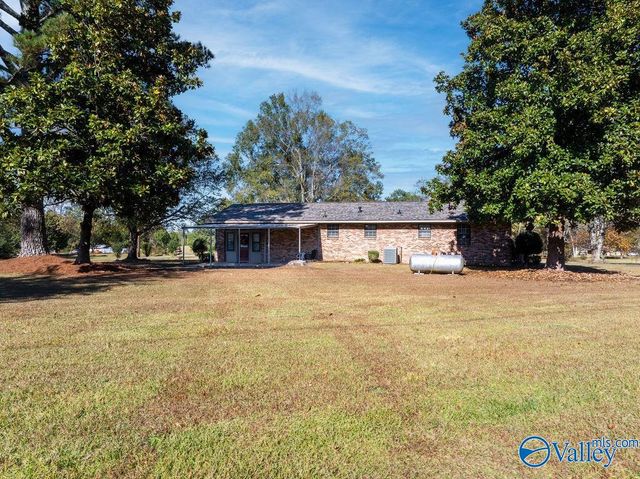 2844 Rainbow Avenue N, Rainsville, AL 35986