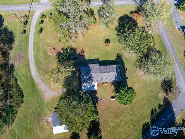 2844 Rainbow Avenue N, Rainsville, AL 35986