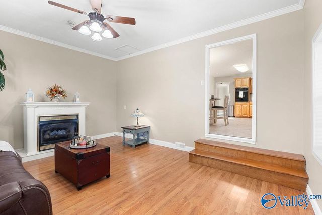 2844 Rainbow Avenue N, Rainsville, AL 35986