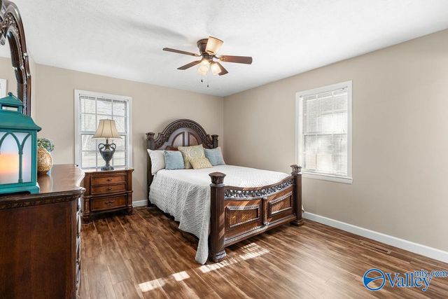 2844 Rainbow Avenue N, Rainsville, AL 35986