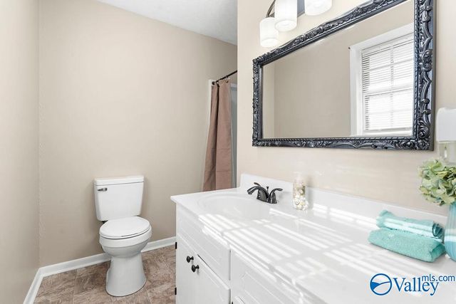 2844 Rainbow Avenue N, Rainsville, AL 35986