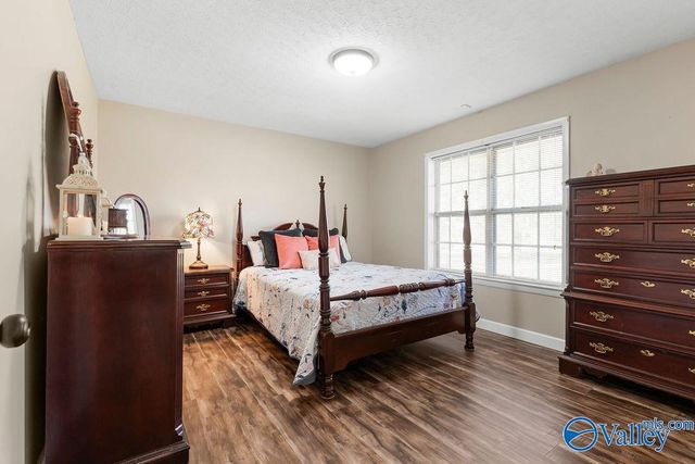 2844 Rainbow Avenue N, Rainsville, AL 35986