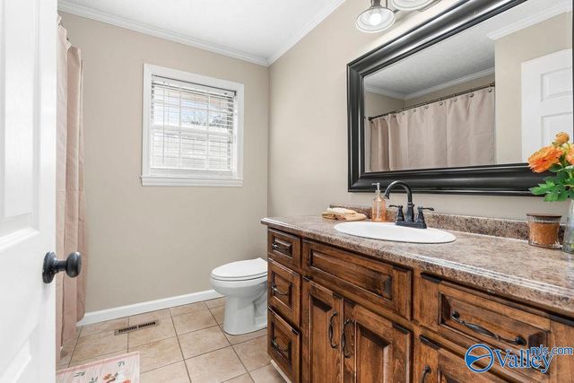 2844 Rainbow Avenue N, Rainsville, AL 35986