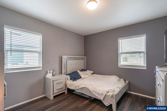 3350 Oak Knoll Rd NW, Salem, OR 97304